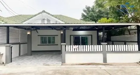 2-bedroom house for rent in Nong Pla Lai at Poonsuk Park Village