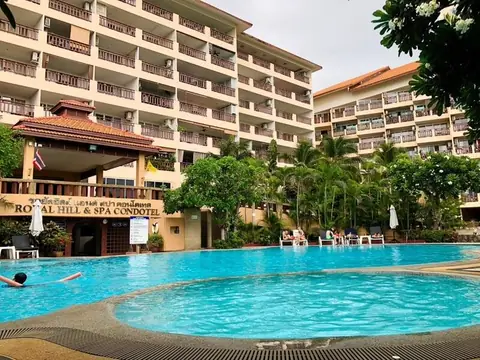 3-bedroom condo for sale in South Pattaya at Royal Hill Resort