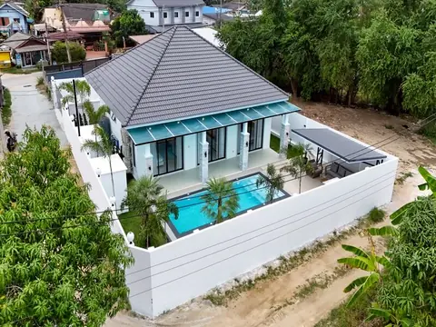 3-bedroom pool villa for sale in Huay Yai