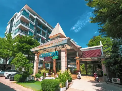 Studio condo for sale in Pratumnak at Diamond Suites Resort Condominium