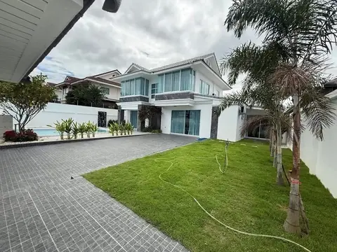 5-bedroom house for sale in Jomtien at Chaiyaphruek 2/7