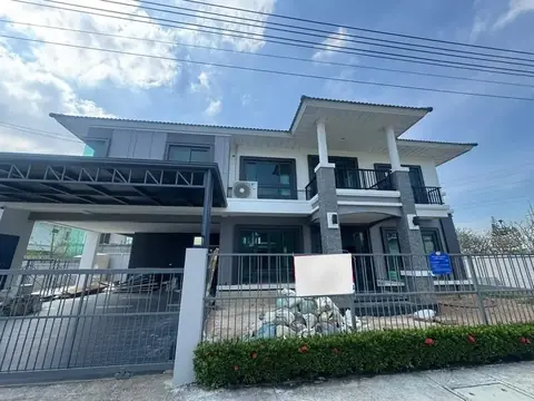 4-bedroom house for sale in East Pattaya at Supalai Park Ville