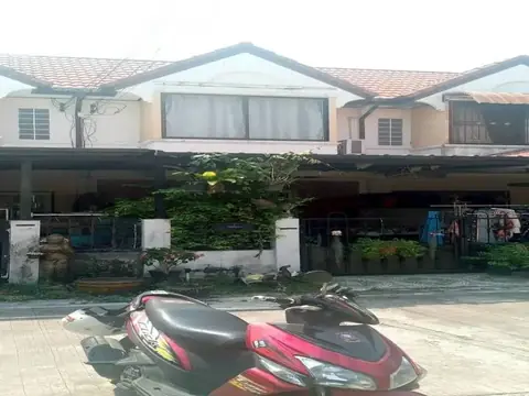 2-bedroom townhouse for sale in East Pattaya at Ngam Charoen 10