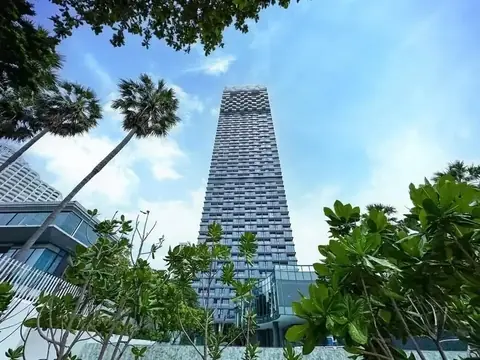 1-bedroom condo for sale in North Pattaya at Arom Wongamat