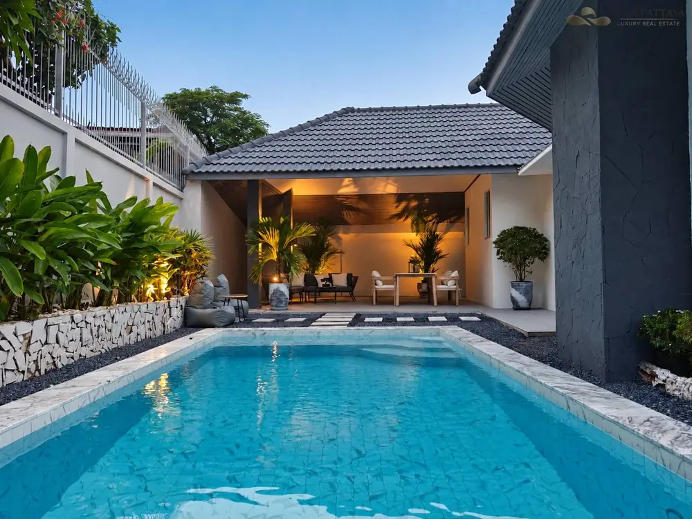 3-bedroom pool villa for sale in East Pattaya at Srisuk Village