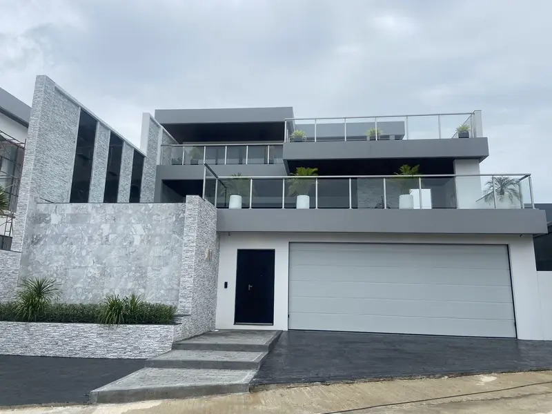 6-bedroom house for sale in East Pattaya