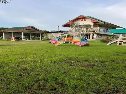 6-bedroom pool villa for sale in Bang Saray