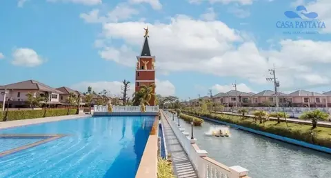 3-bedroom pool villa for sale in Huay Yai